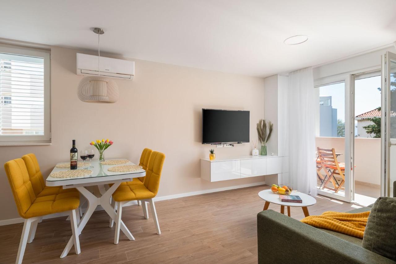 New & Modern Apartment Aa Split Luaran gambar