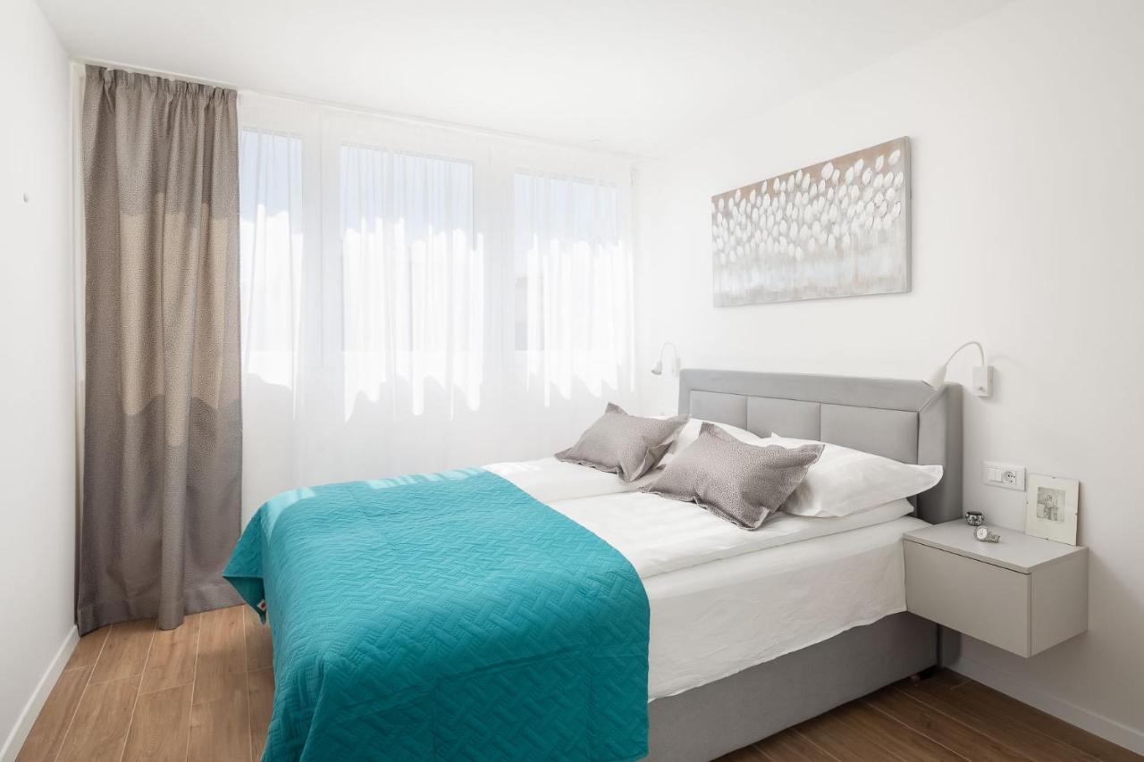 New & Modern Apartment Aa Split Luaran gambar