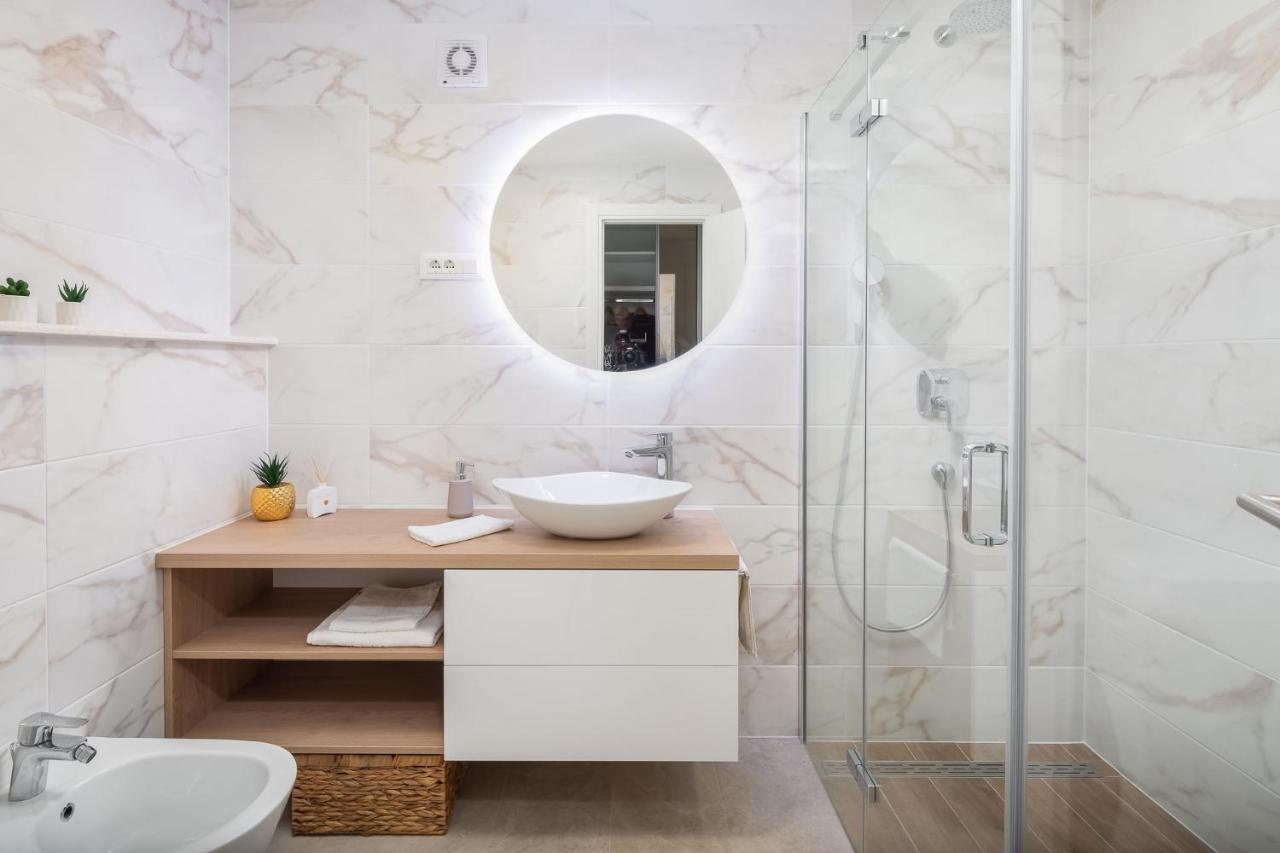 New & Modern Apartment Aa Split Luaran gambar